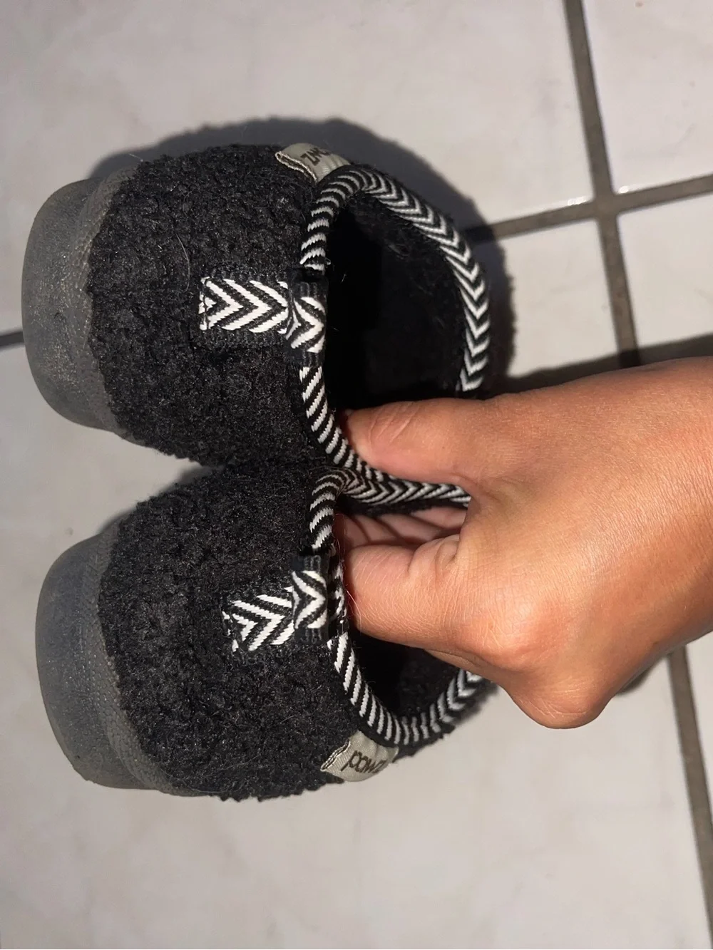 Pawz toddler slippers